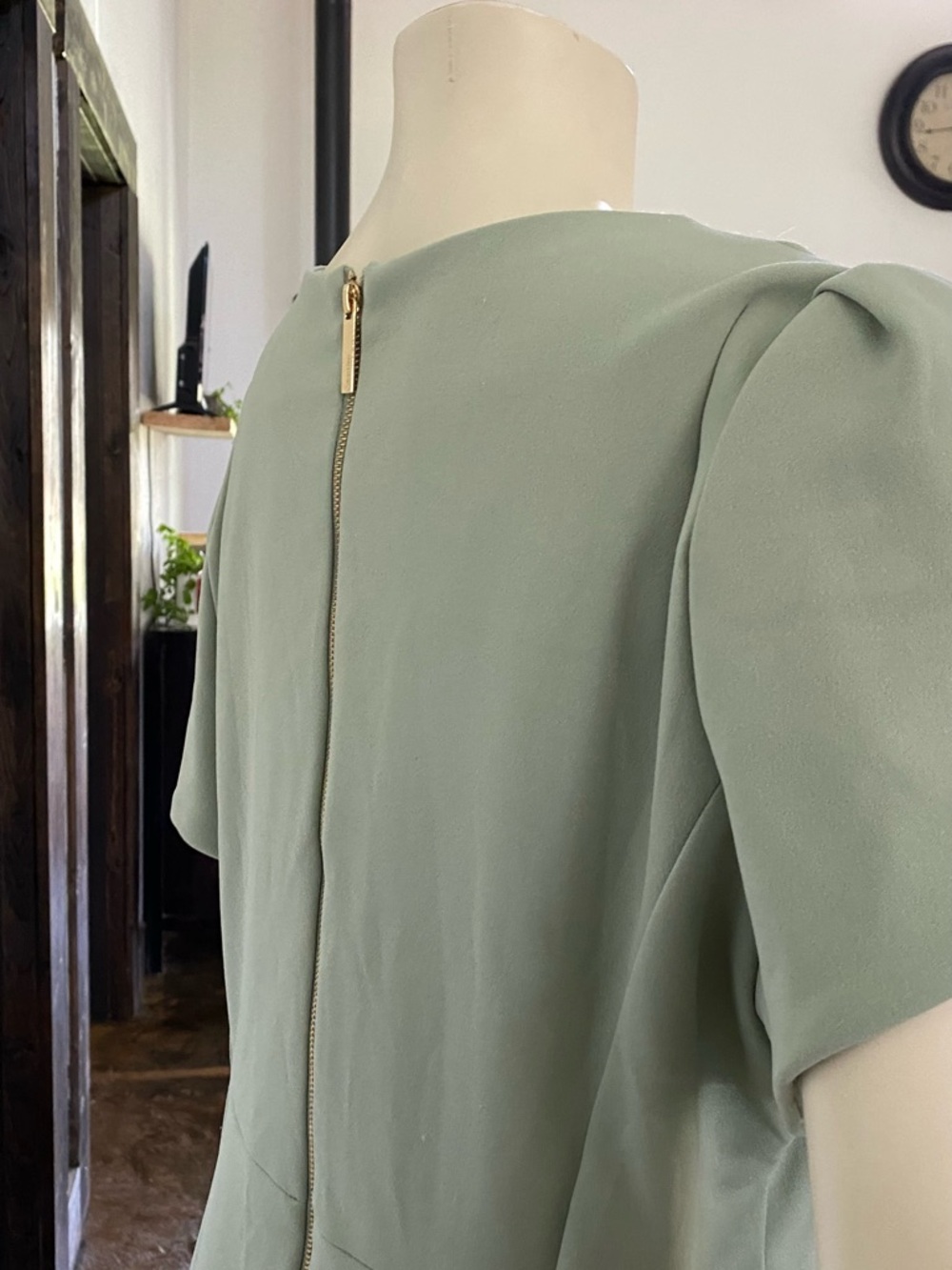Calvin Klein Sage Green Puff-Sleeve Midi Dress - Picture 3 of 4